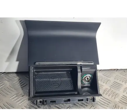 Skoda Superb B6 (3T) Ashtray (front) 3T0857962B 3T0863077B 4454