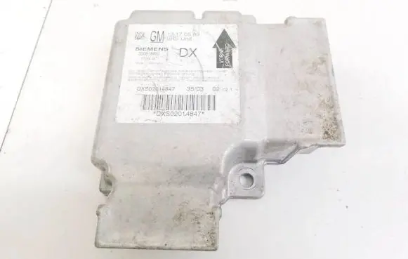 Opel Signum Airbag control unit/module 13170589 330518650