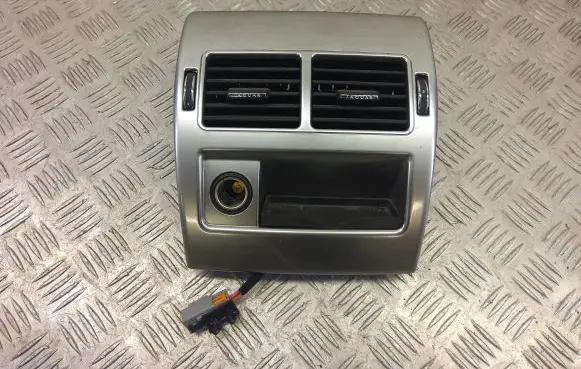 Jaguar XF X250 Rear air vent grill AX2367846APIA01