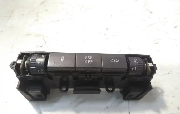 Volkswagen Phaeton Suspension ride height/mode switch 3D0959676