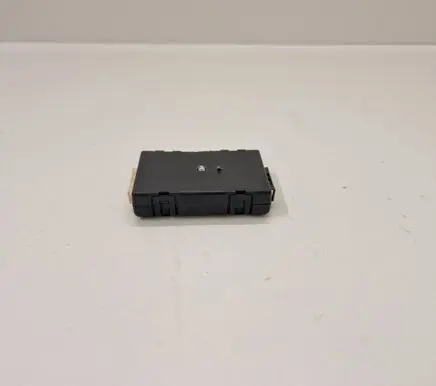 BMW 4 G22 G23 G24 G26 Aerial antenna filter 6835178