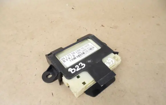 BMW 5 E39 Alarm control unit/module 8375548 DA5816013 52010405B
