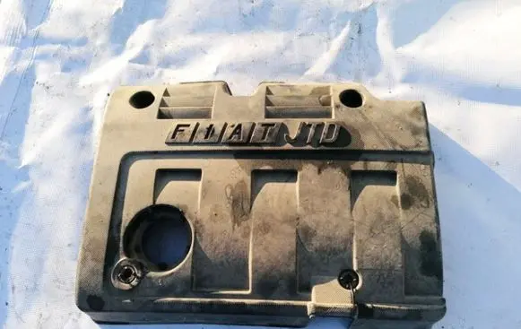 Fiat Stilo Engine cover (trim)