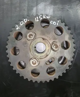 Skoda Superb B6 (3T) Camshaft pulley/ VANOS 03L109239A 03L109111