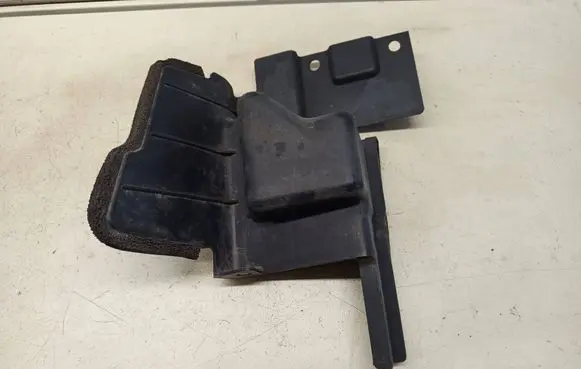 Nissan Qashqai+2 Other engine bay part 62822BB50A