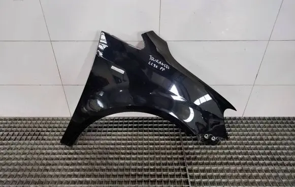 Volkswagen Touran II Fender 