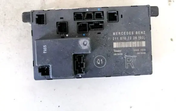 Mercedes-Benz E W211 Door control unit/module 2118707226 7706401