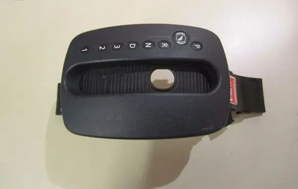 Audi A3 S3 8L Gear shifter surround trim plastic 8L1713203