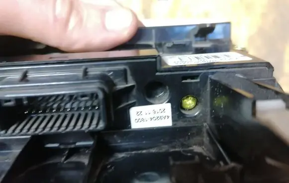 KIA Sportage Seat heating switch 4A920B1000