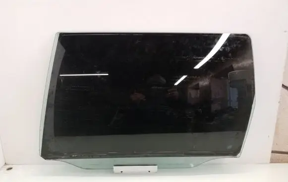 Volvo V70 Rear door window glass