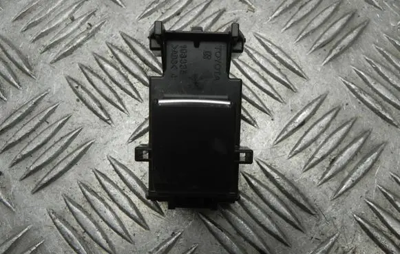 Toyota RAV 4 (XA50) Electric window control switch 4721E9D