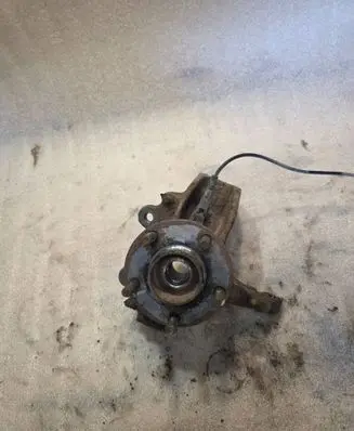 Volvo V50 Front wheel hub 