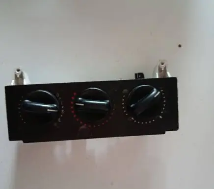 Renault Clio I Climate control unit 9041701917