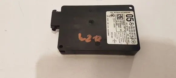 Mercedes-Benz A W176 Distronic sensor radar A0009055103