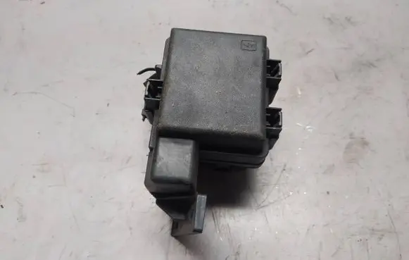 Renault Scenic III - Grand scenic III Fuse module 243880001R 63511832