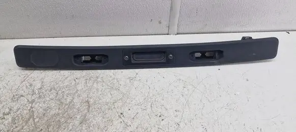 Volvo XC60 Trunk door license plate light bar 31297210