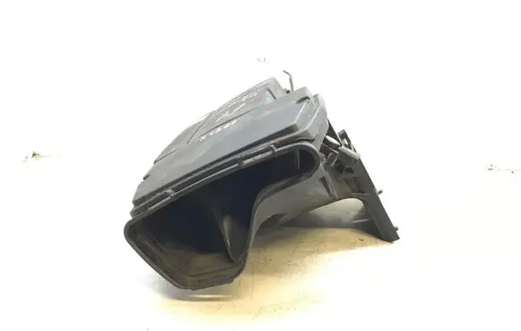 Mercedes-Benz C W203 Air filter box A2710900901 K4289