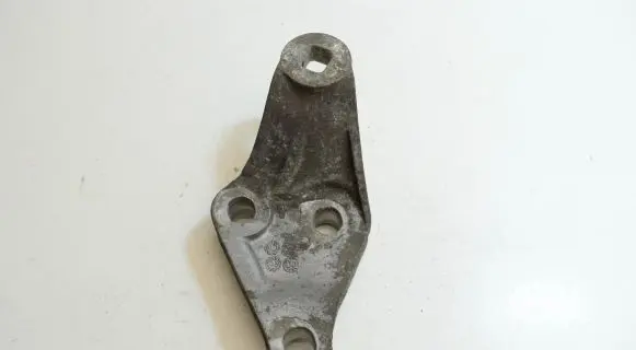 Audi A8 S8 D3 4E Engine mounting bracket 4E0199603
