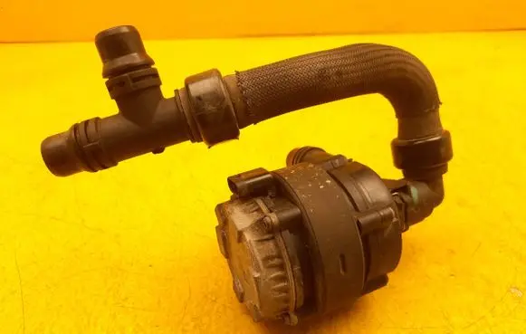 Opel Astra L Electric auxiliary coolant/water pump 9823813480