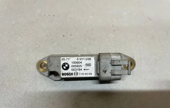 BMW X5 E53 Airbag deployment crash/impact sensor 6911038