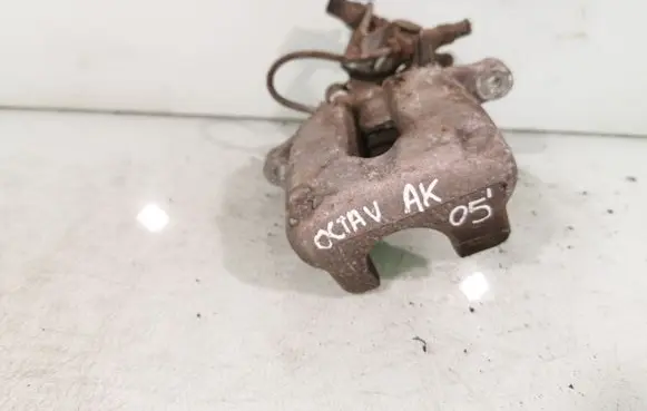 Skoda Octavia Mk2 (1Z) Rear brake caliper