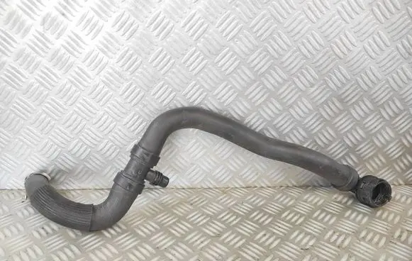 Engine coolant pipe/hose