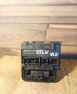 Volkswagen Jetta V Comfort/convenience module 1K0959433
