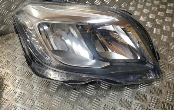 Mercedes-Benz GLK (X204) Headlight/headlamp A2048201039 12518205