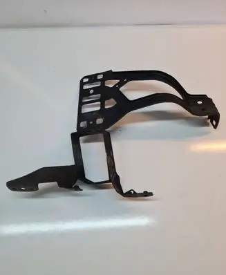 BMW 5 E60 E61 Headlight/headlamp mounting bracket 7163484 11247310