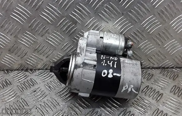 Nissan Note (E11) Starter motor 33080n