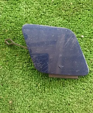 BMW 2 F45 Front tow hook cap/cover 7460137