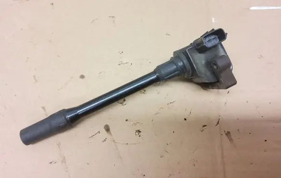 Mitsubishi Space Wagon High voltage ignition coil H6T12272