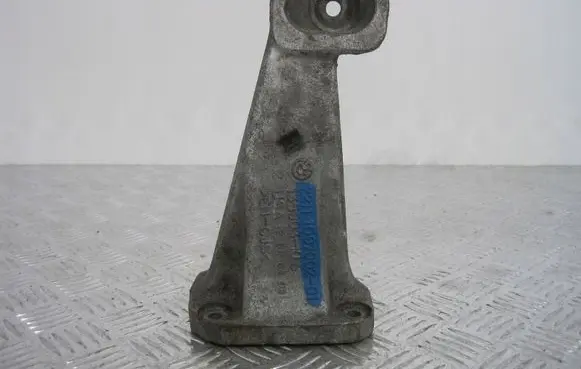 BMW X5 E53 Gearbox mounting bracket 1097002