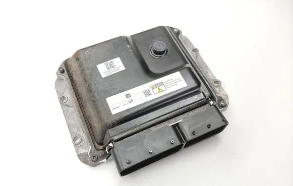 Opel Zafira B Engine control unit/module 55590118 13020700201 MB2758008168