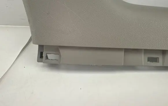 Chevrolet Captiva (D)pillar trim (top) 96630482