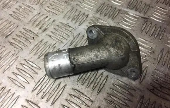 Nissan Primera Engine coolant pipe/hose