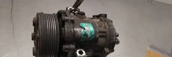 Opel Zafira A Air conditioning (A/C) compressor (pump) 90559843