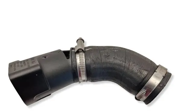 Volkswagen Golf VII Turbo air intake inlet pipe/hose 04L131111T 8202270001 322122