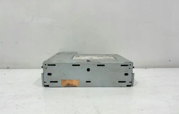 Audi A3 8Y Radio/CD/DVD/GPS head unit 8Y0035043H