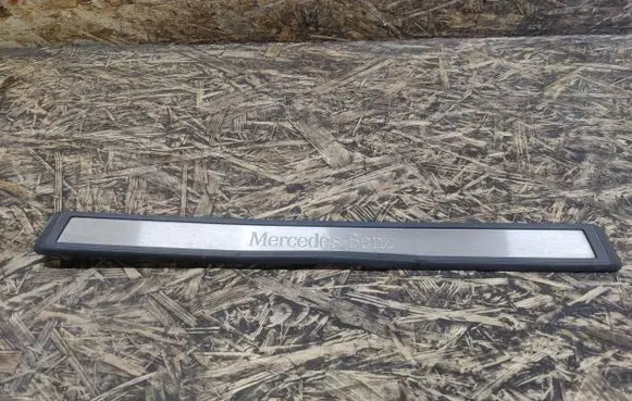 Mercedes-Benz E W211 Front sill trim cover A2116801435