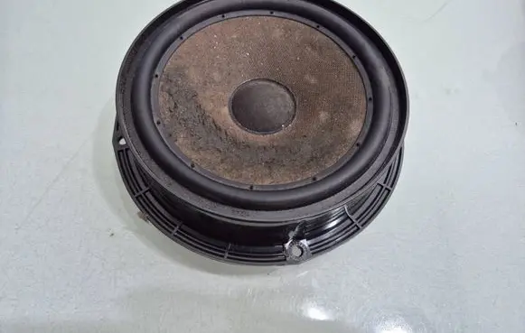 Seat Leon (1P) Front door speaker 1P0035411 900475463003 22031119023A