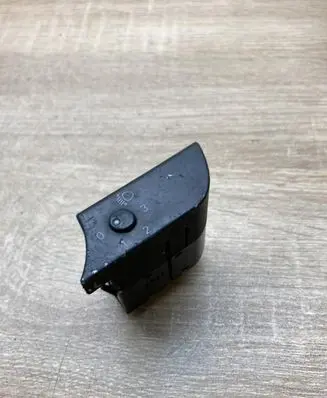 Audi A4 S4 B6 8E 8H Headlight level height control switch 8E1919094