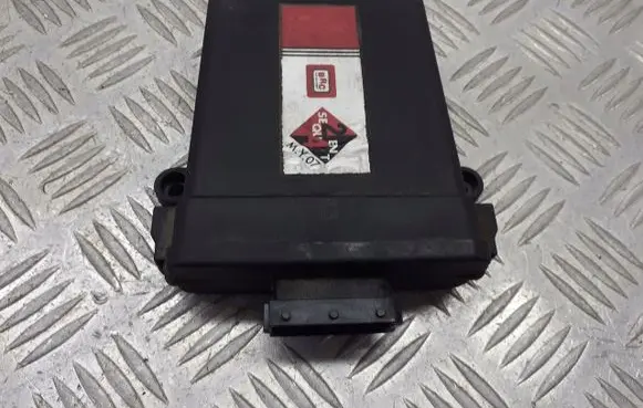 Subaru Legacy LP gas control unit module 67R011006