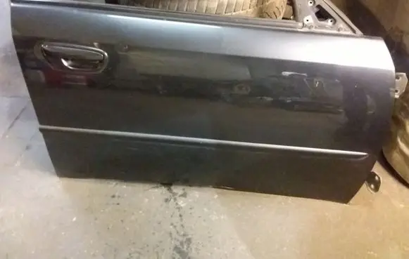 Subaru Legacy Front door