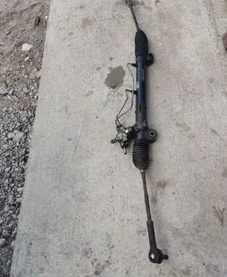 Nissan X-Trail T30 Steering rack 8H9054