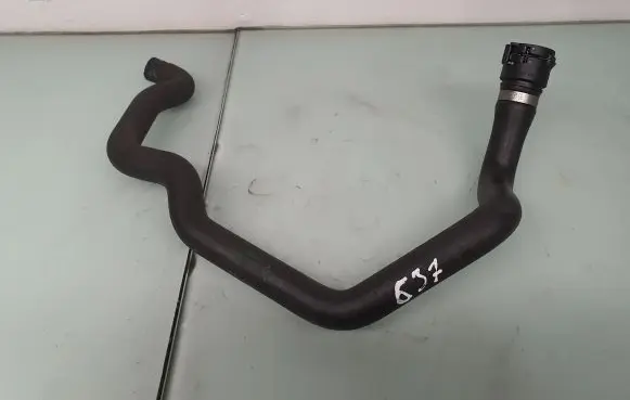 BMW 5 F10 F11 Engine coolant pipe/hose 9224372 64219224372