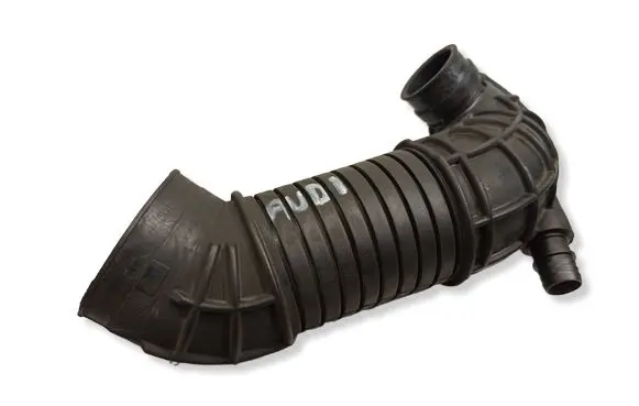 Audi A4 S4 B7 8E 8H Turbo air intake inlet pipe/hose 8E0129615J