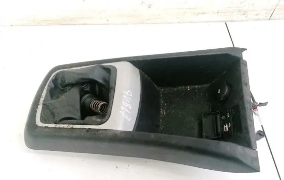 KIA Ceed USB socket connector BSW051336