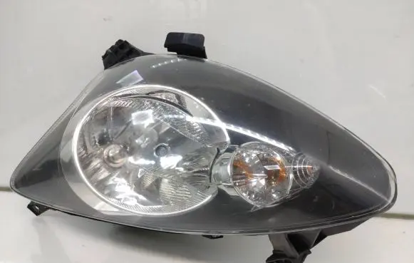 Toyota Aygo AB10 Headlight/headlamp 811500H070 89092754