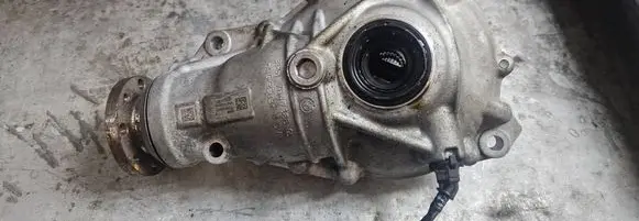 BMW X3 F25 Front differential 7647386 17692511 764888013